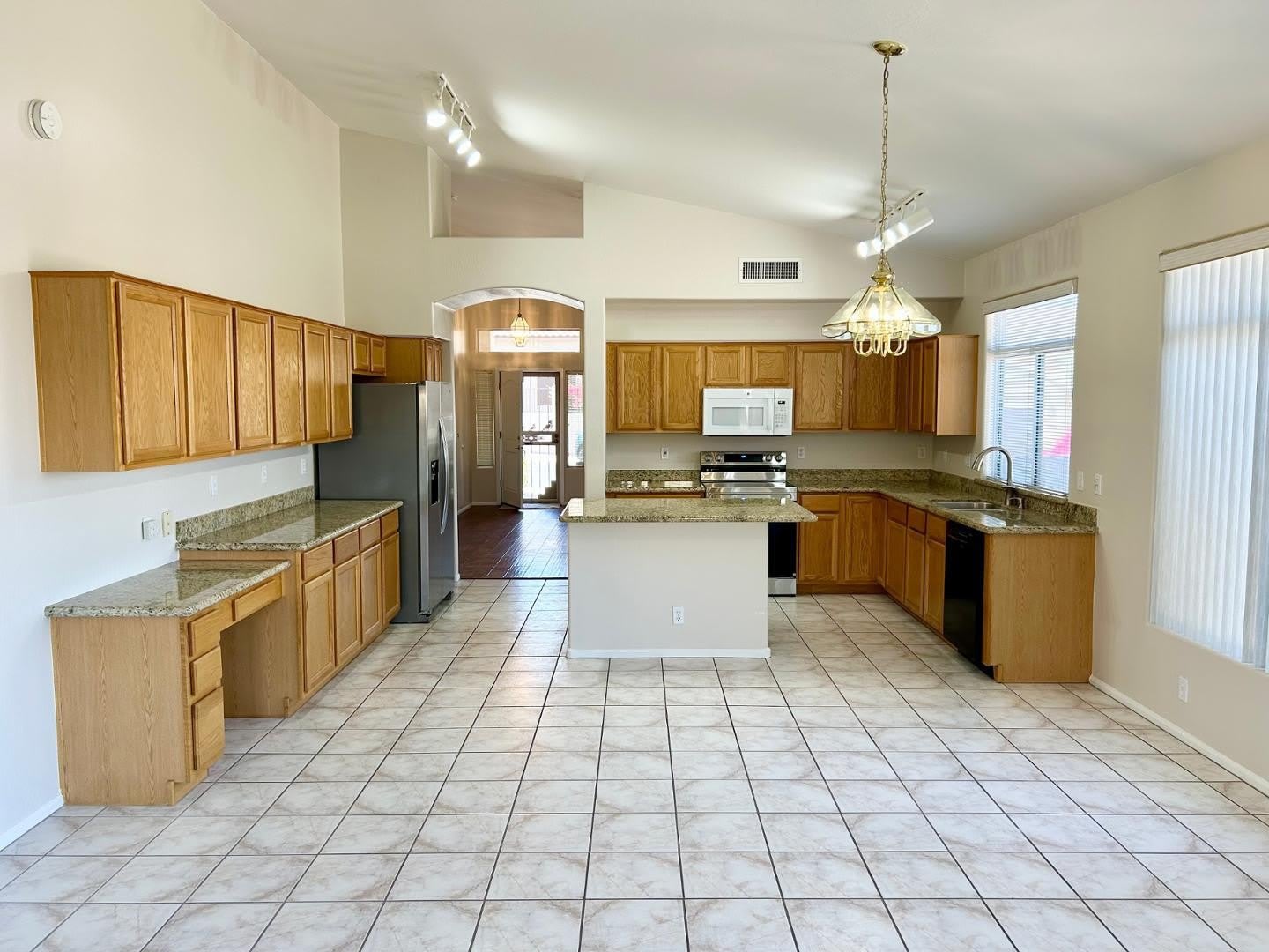 1230 E Captain Dreyfus – photo 5