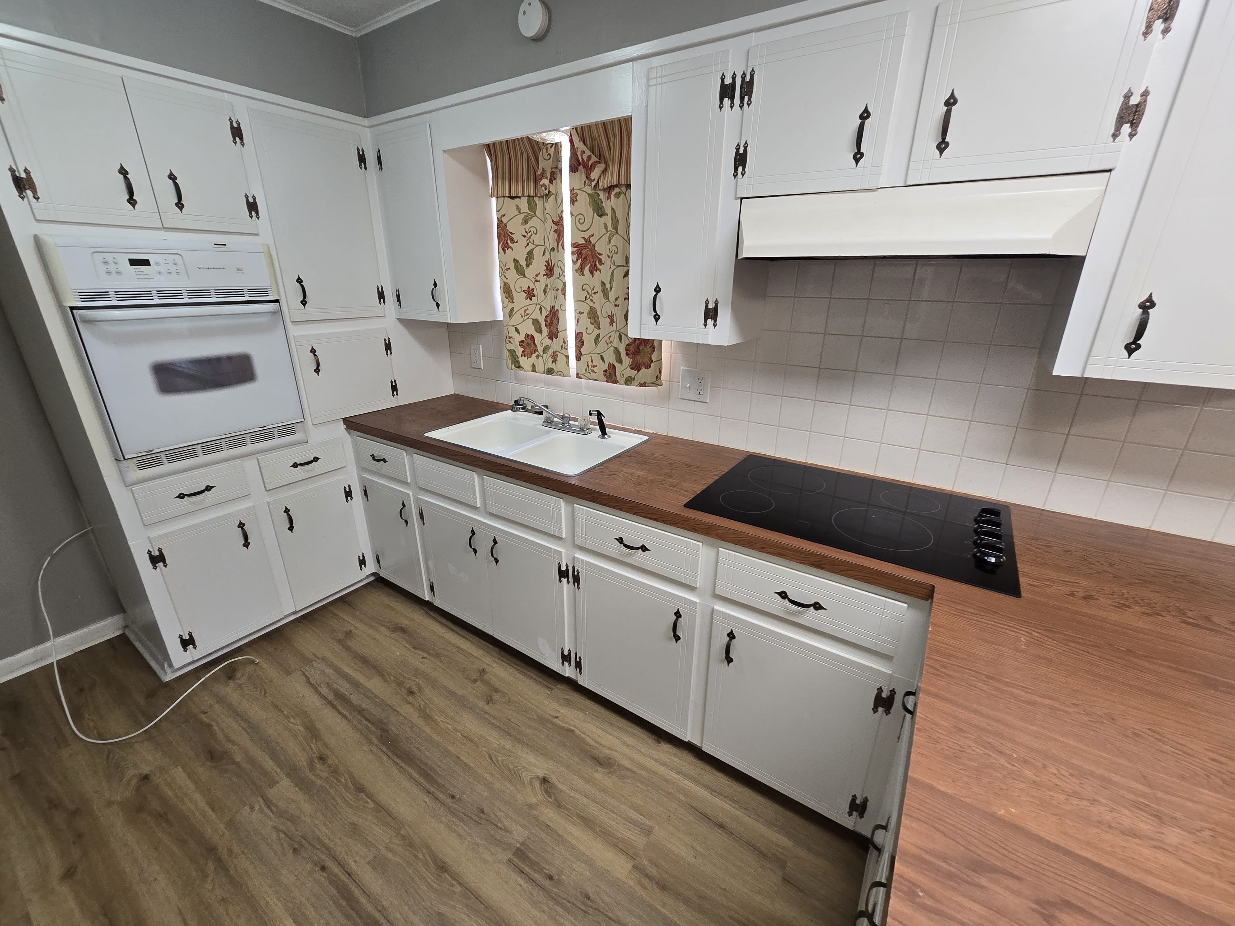 416 Smart St – photo 5
