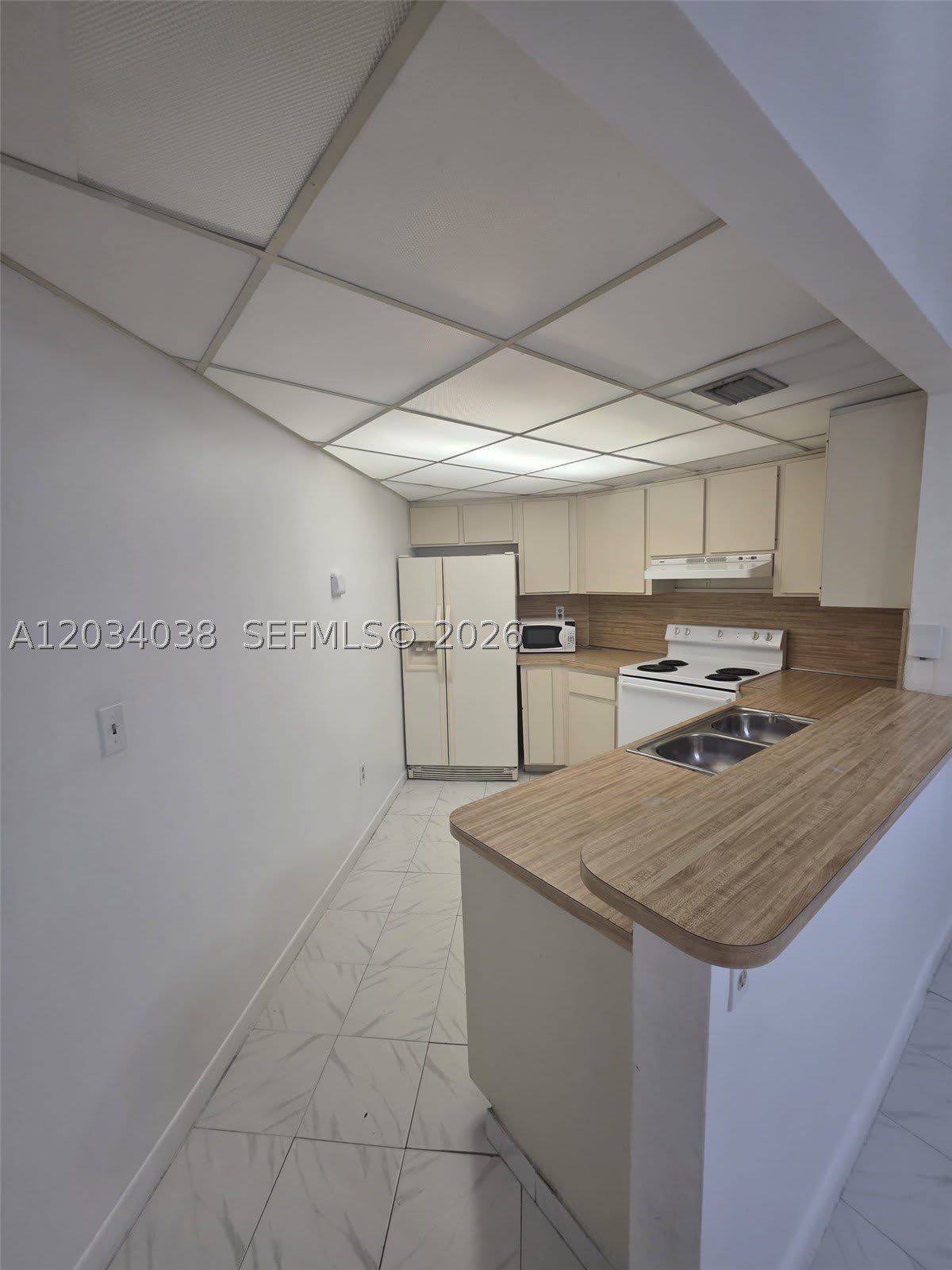 9429 Fontainebleau Blvd – photo 4