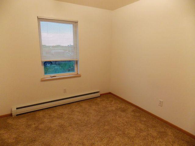522 N Airport Rd. – photo 4