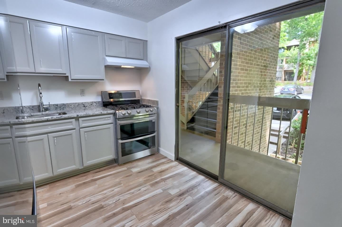 1580 Moorings Dr 11B – photo 4