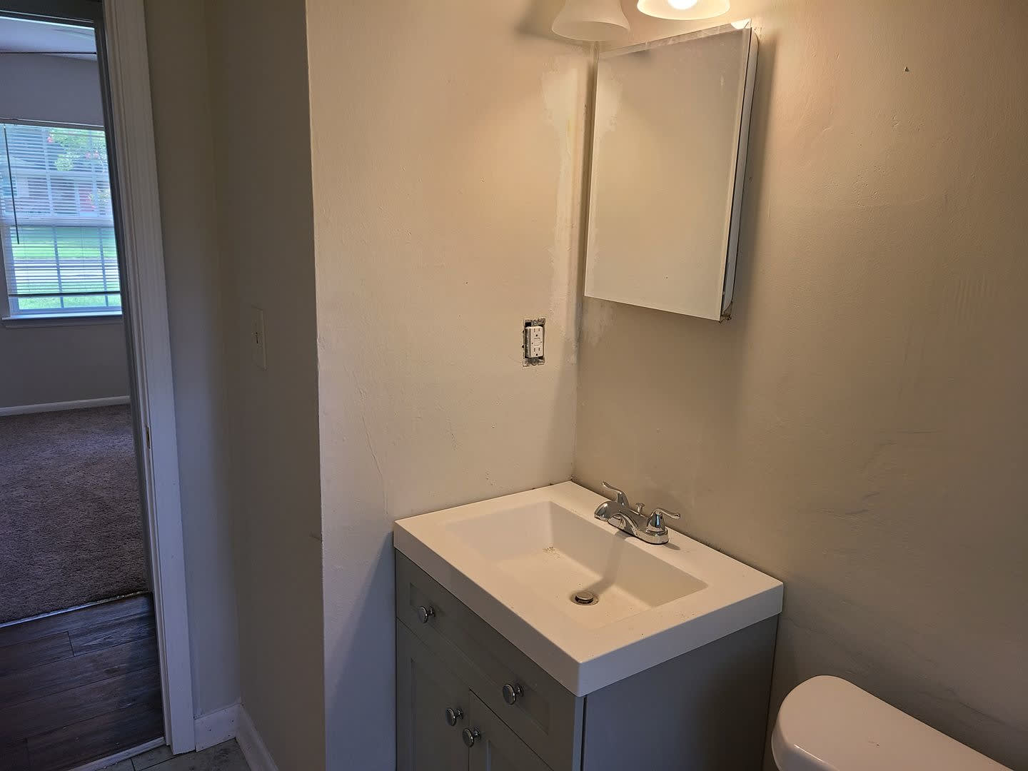 2112 Melanie Drive – photo 4