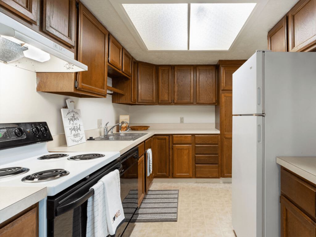 River Pointe Apartments – photo 4