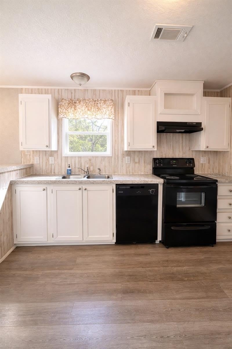 932 SE 40TH Place – photo 2