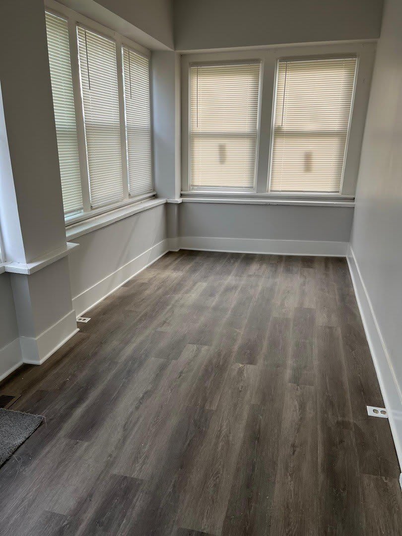11578 S Perry Avenue – photo 2