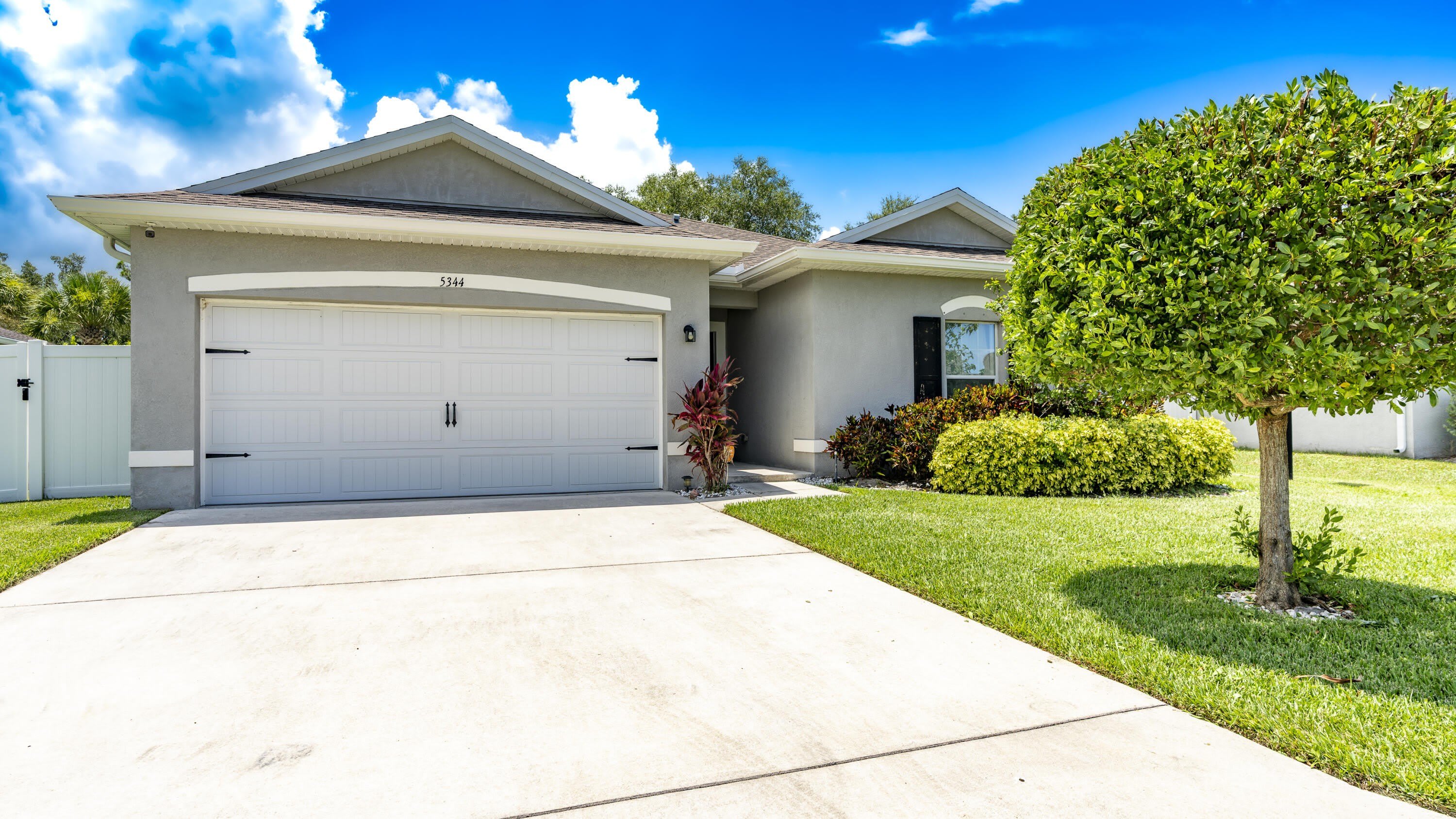 5344 Oakland Lake Circle – photo 3