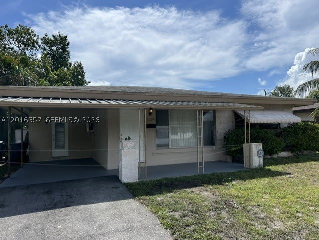 2201 N 57th Ave – photo 2