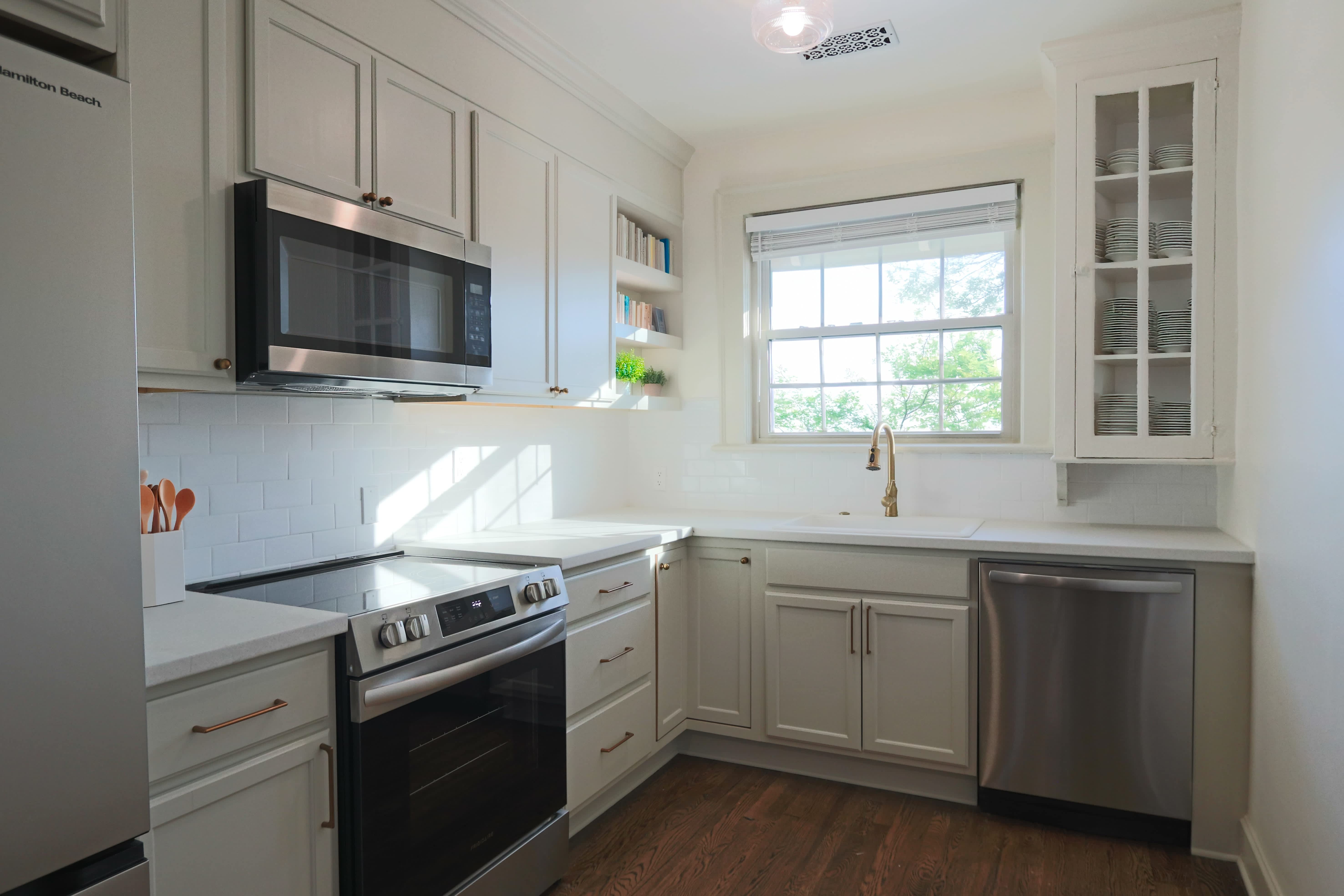 2015 Court Ave – photo 5