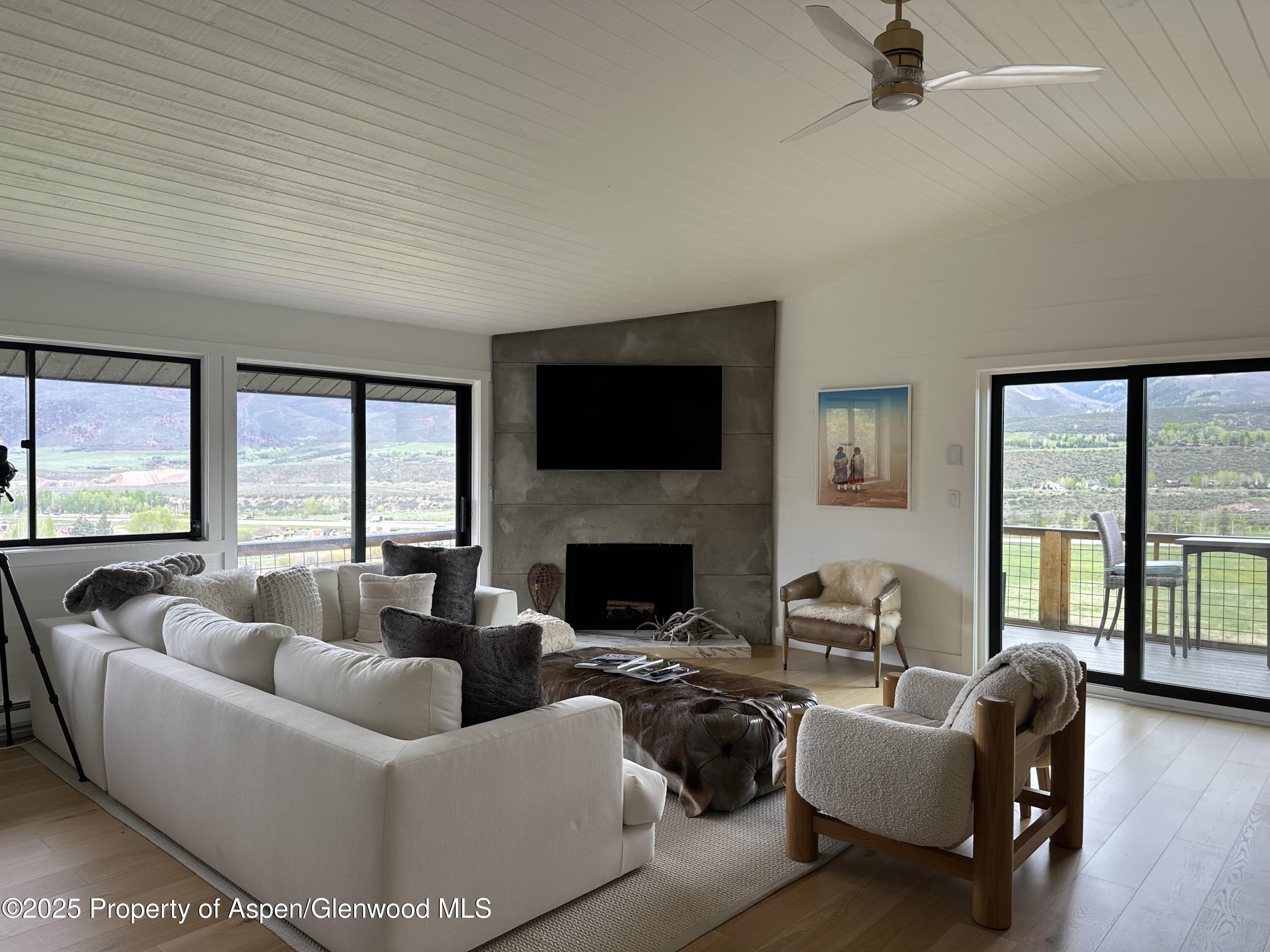 652 Upper Ranch Road – photo 1