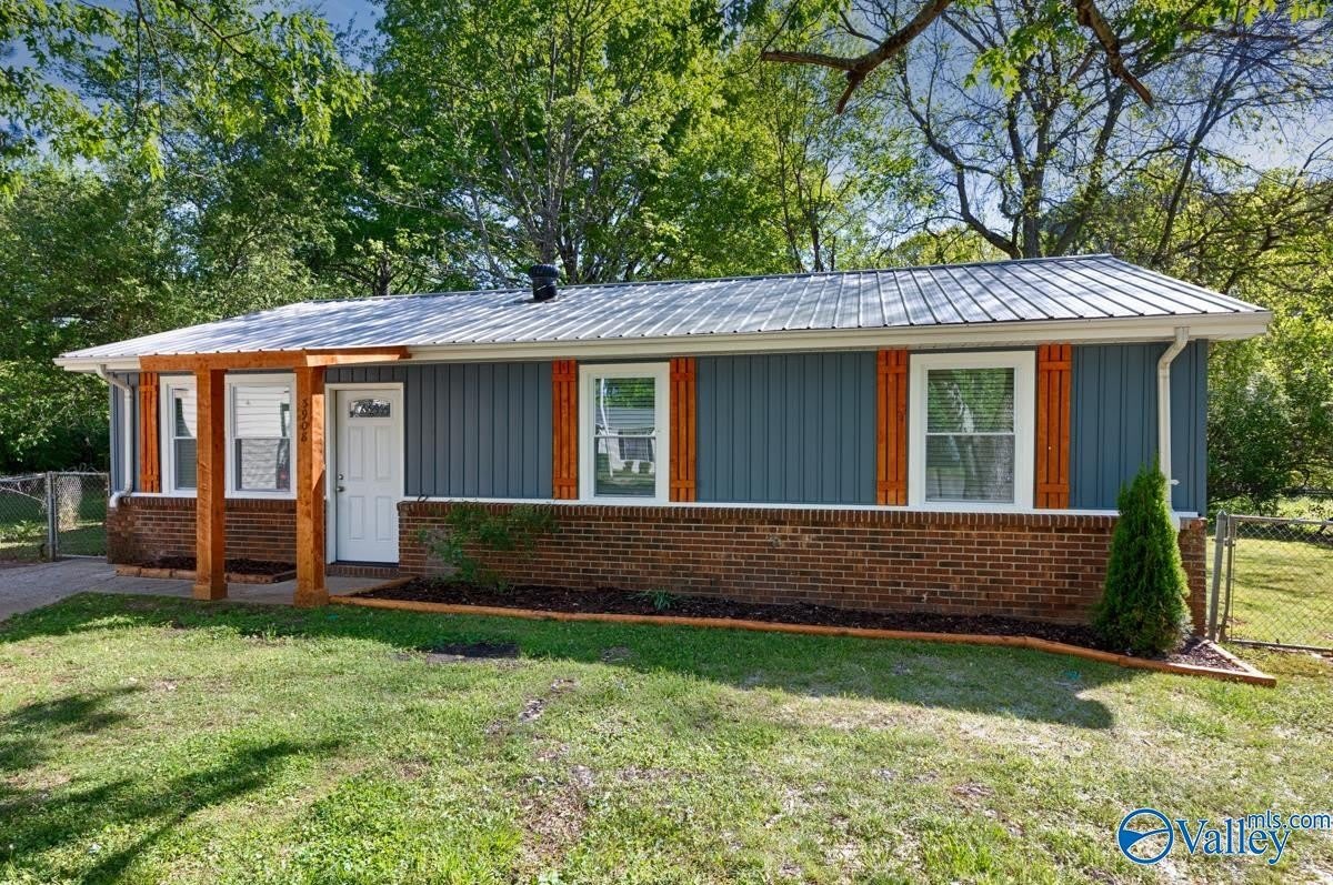 3908 W Oak Way – photo 2