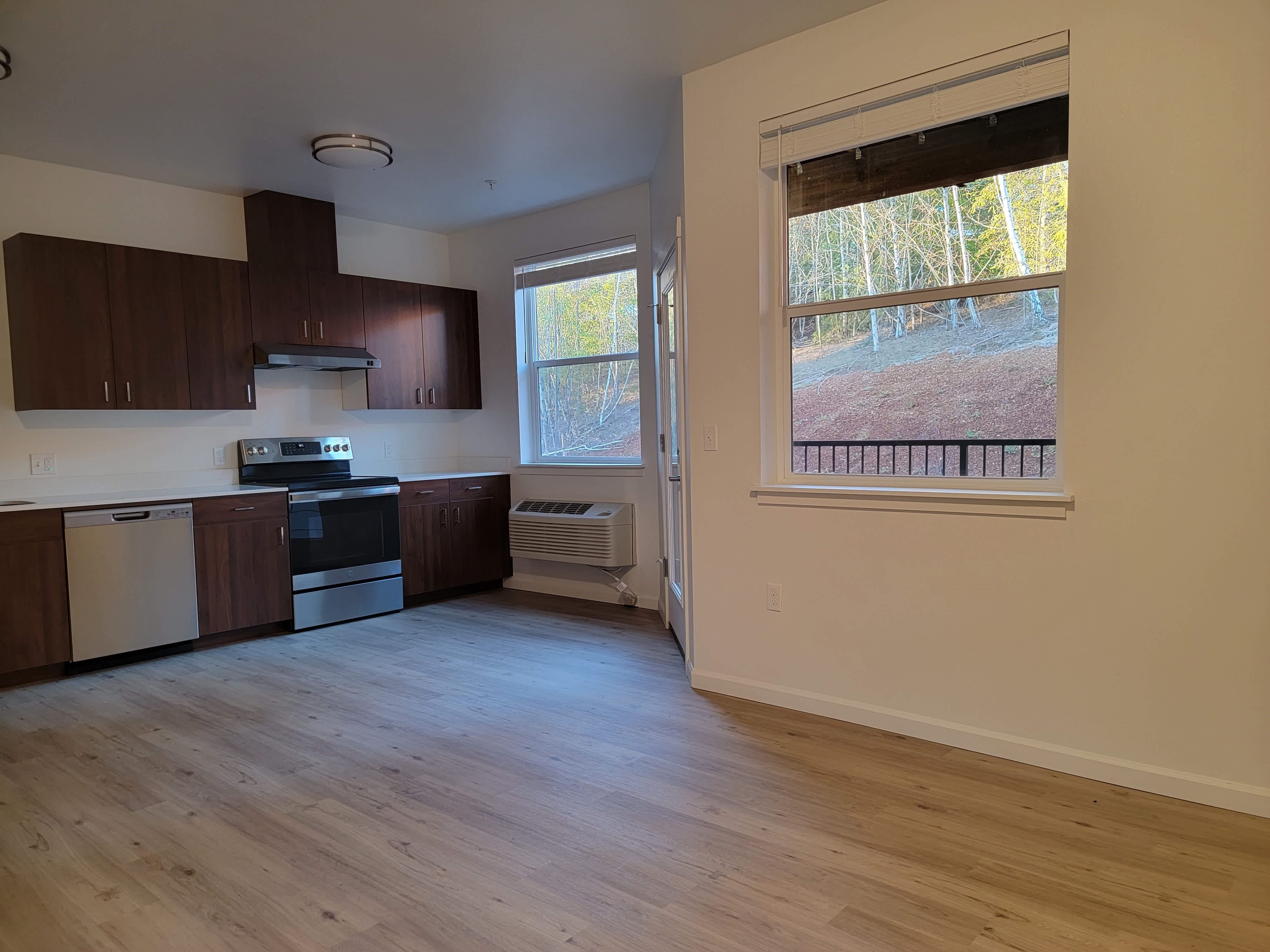 Foothills Apartment Living – photo 5