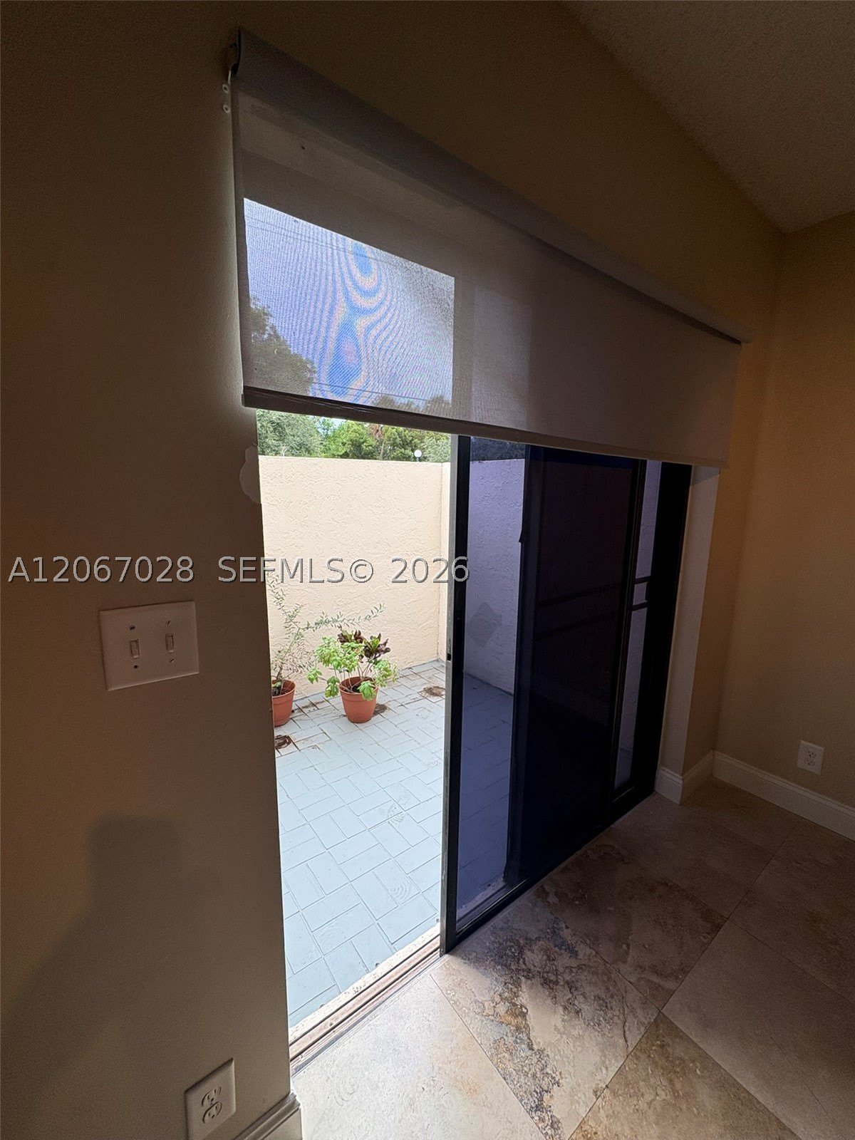 233 SE 11th Ave – photo 4
