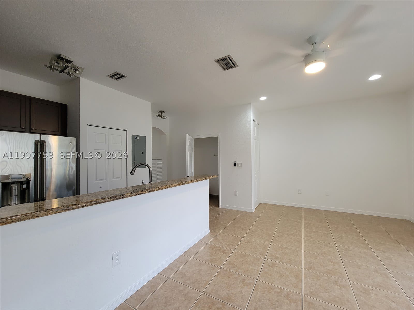 8938 SW 19th St – photo 3