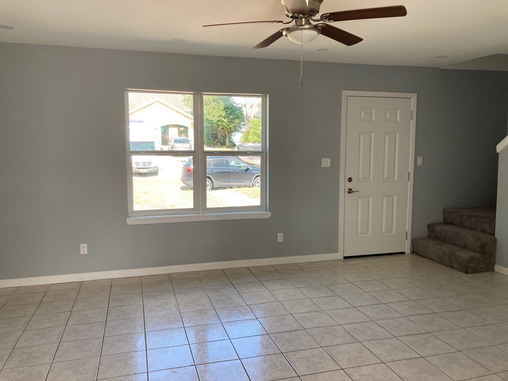 1657 North Shore – photo 2