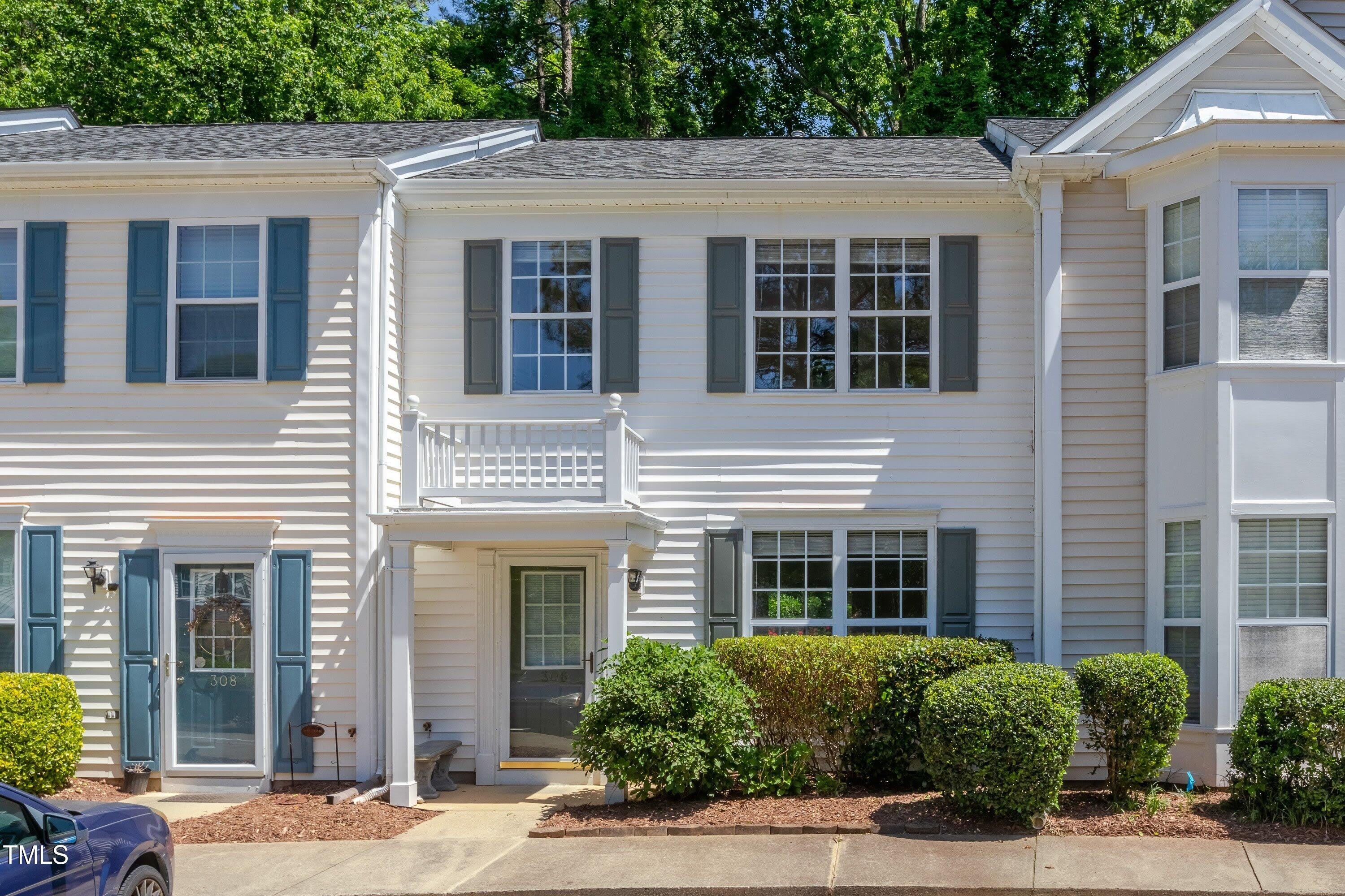306 Orchard Park Drive – photo 1