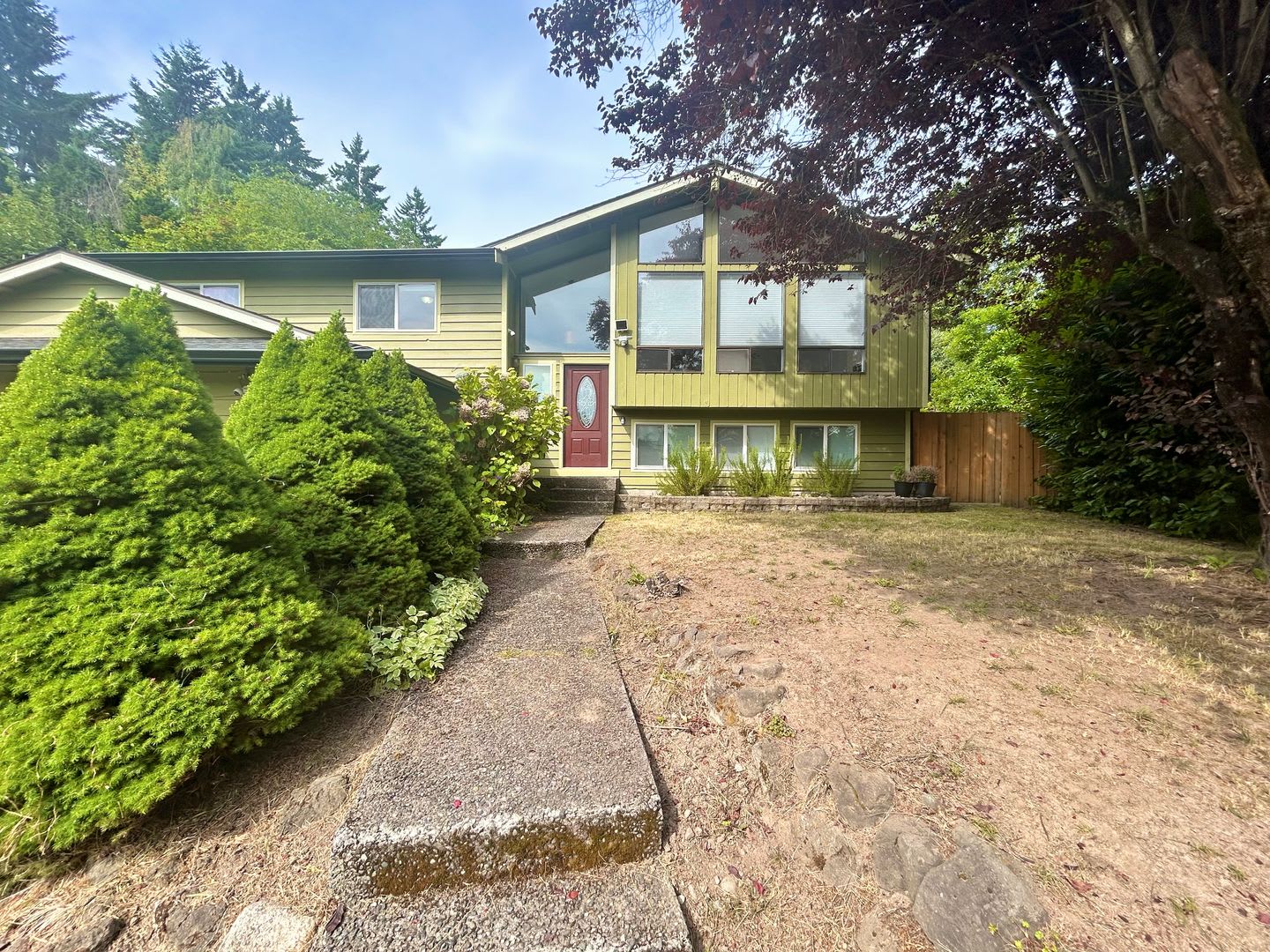 Spacious West Hill Gem – 4 Bed, 3 Bath with Stunning Layout and Modern Comforts – photo 2