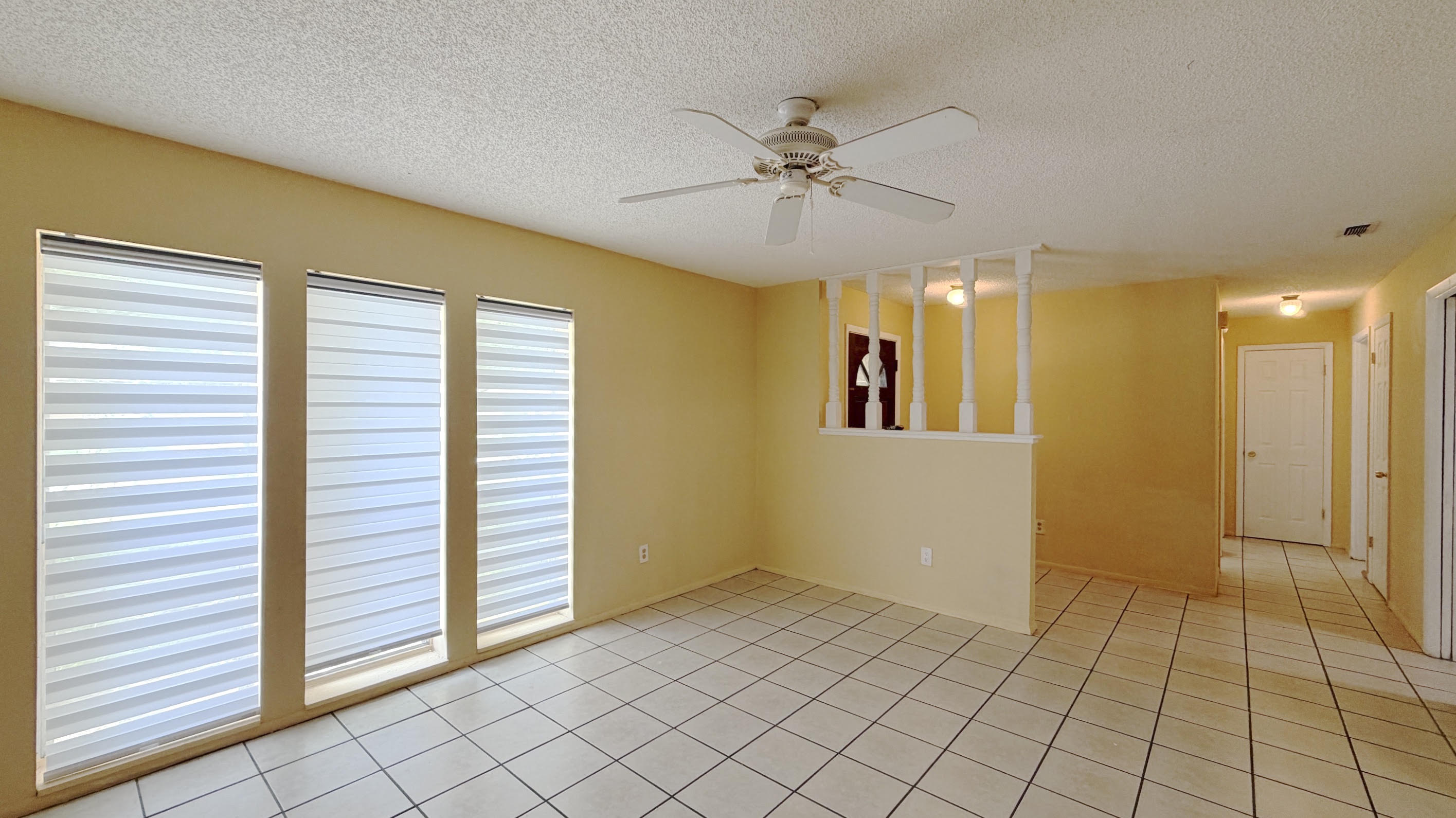 889 Hendry Drive – photo 3
