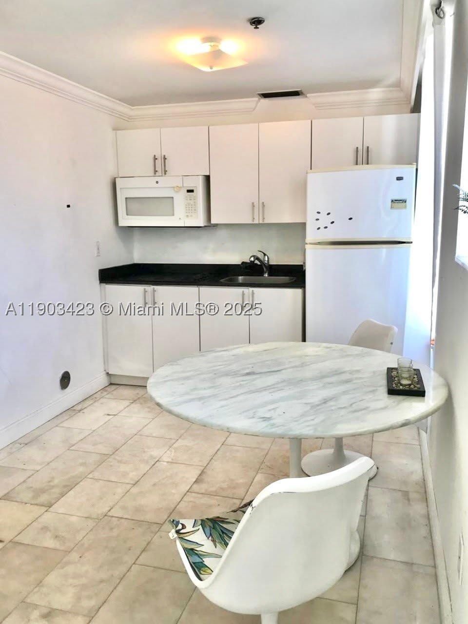 1502 Jefferson Ave – photo 2