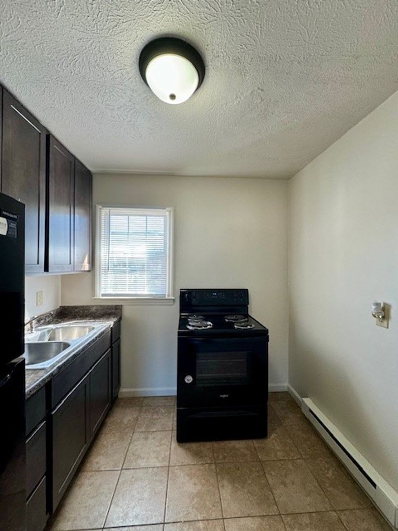 Two Bedroom Apartment for Rent – photo 3