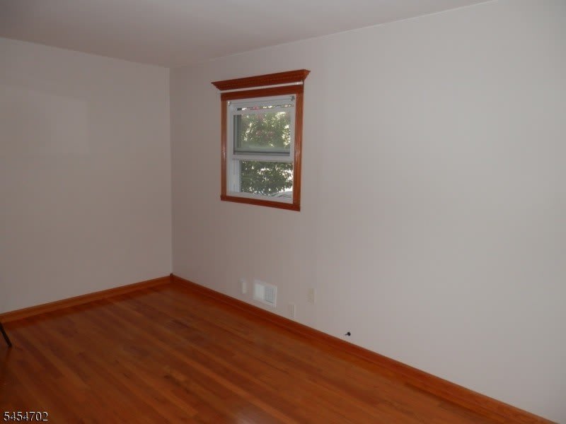 331 Boxwood Ct – photo 5