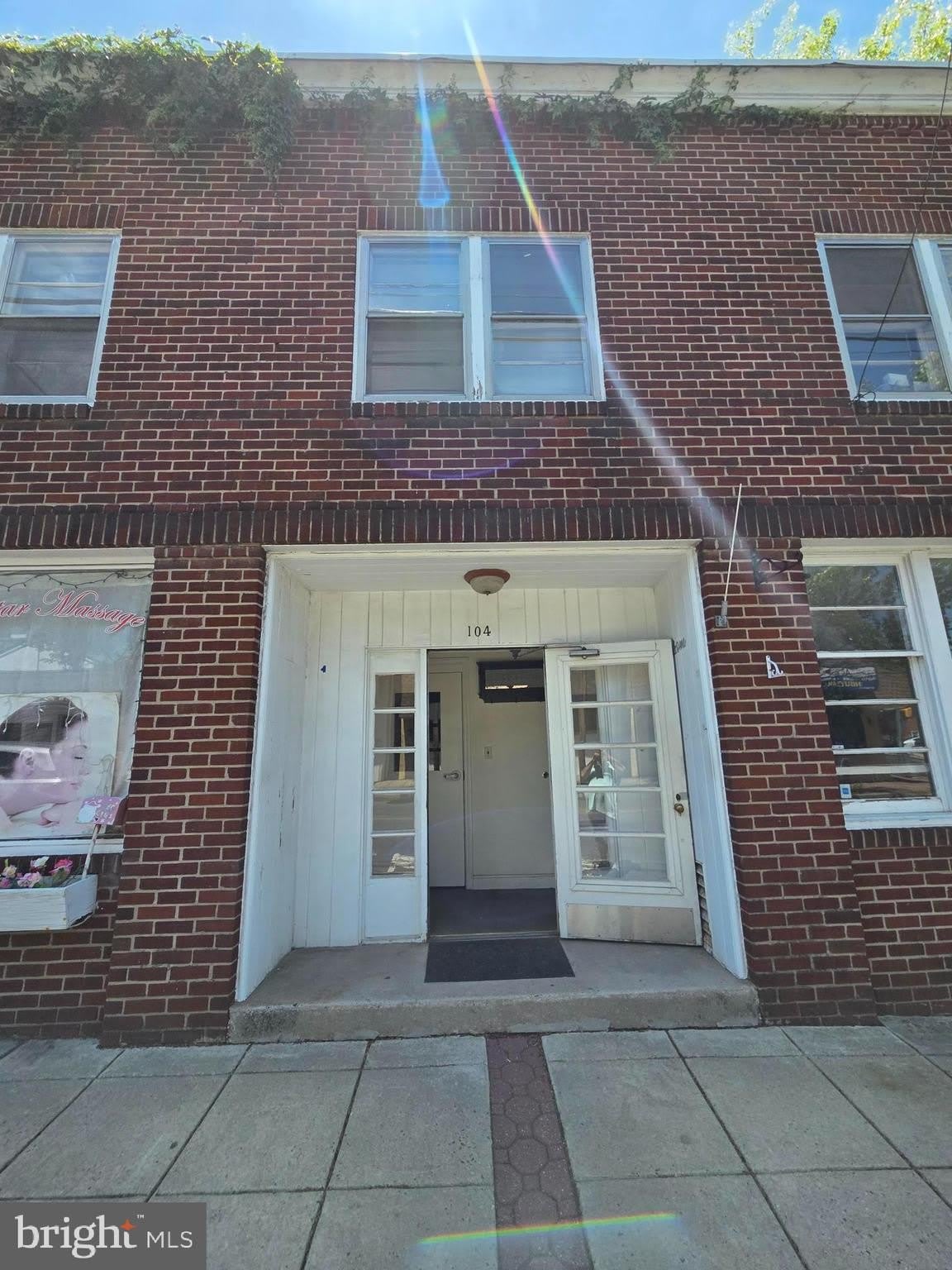 104 S MAIN Street – photo 1