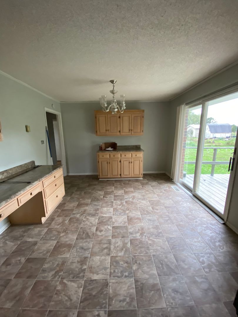 *MOVE IN SPECIAL* 1/2 OFF FIRST MONTHS RENT* 3 Bedroom 1.5 Bath House – photo 4