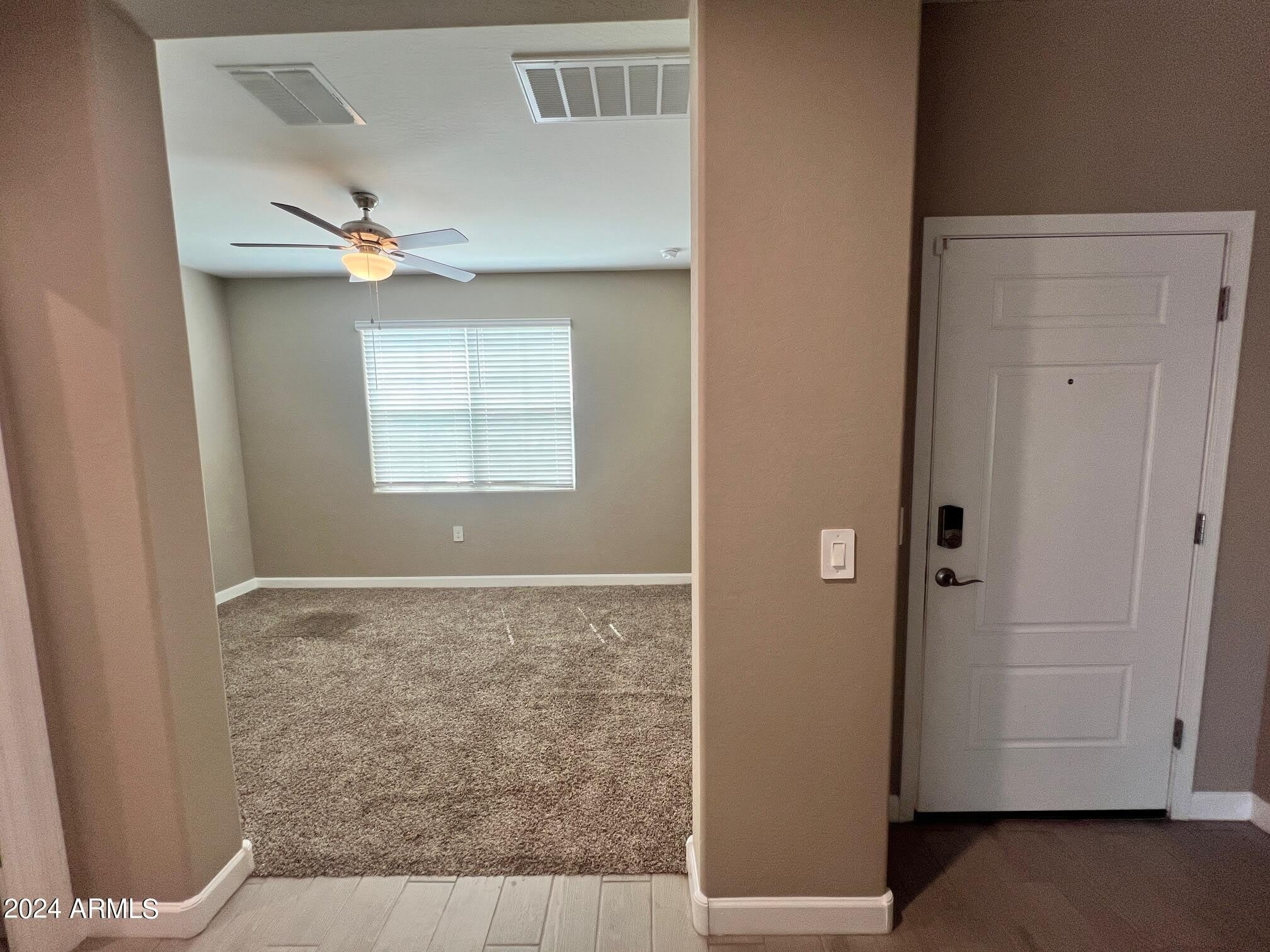 10424 S 54TH Lane – photo 3