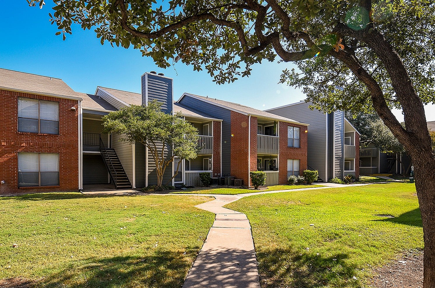 Woodchase Apartments – photo 2