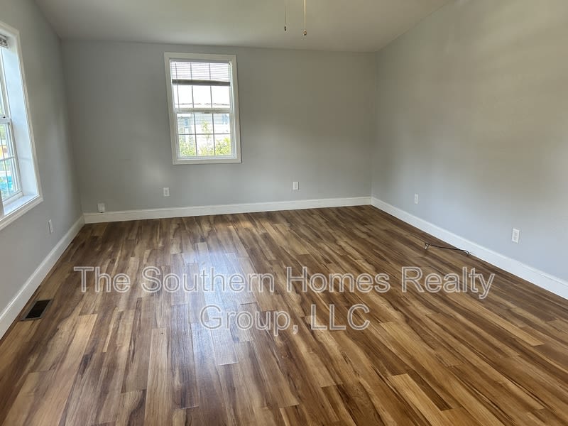 517 Sherwood Avenue – photo 3