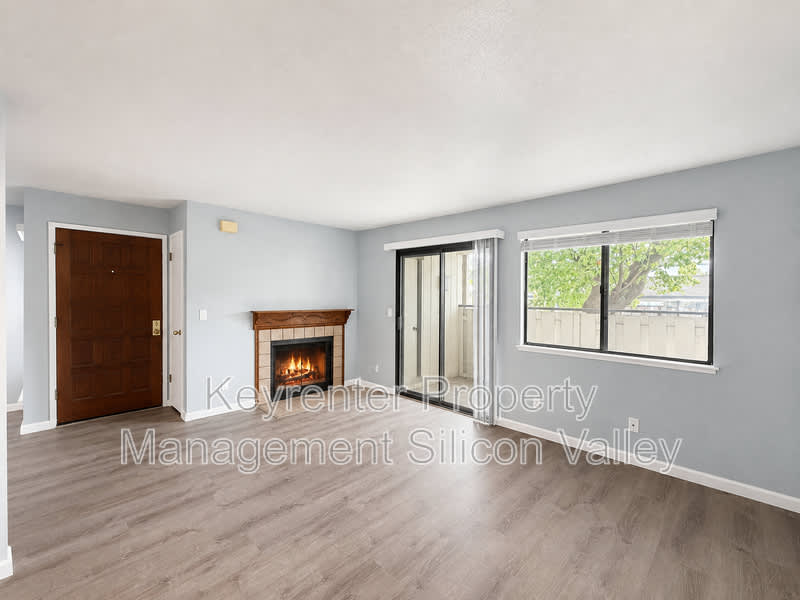 1418 Capurso Way – photo 4