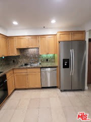 10445 Wilshire Boulevard – photo 4
