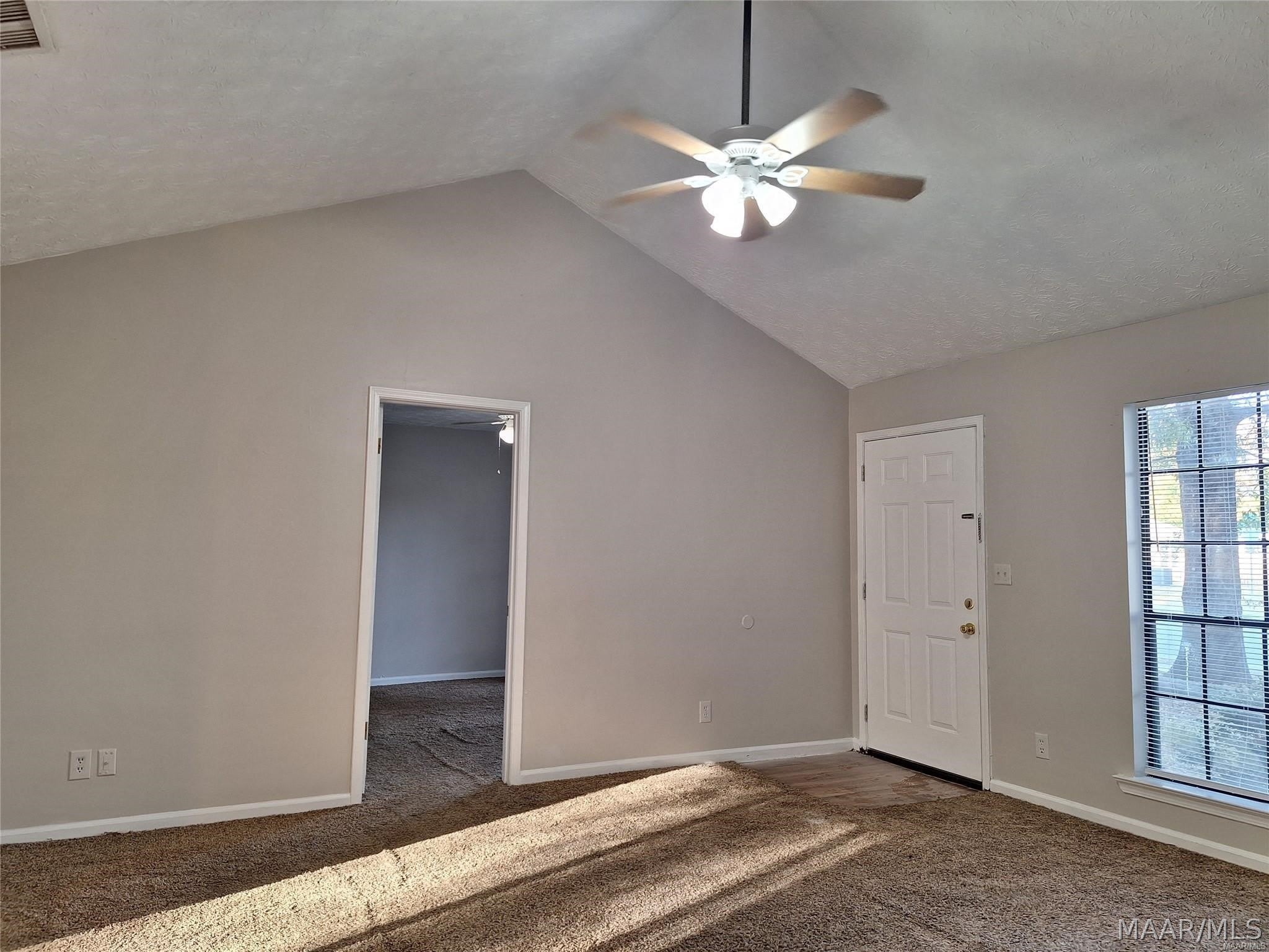 1377 DUNBARTON Road – photo 4