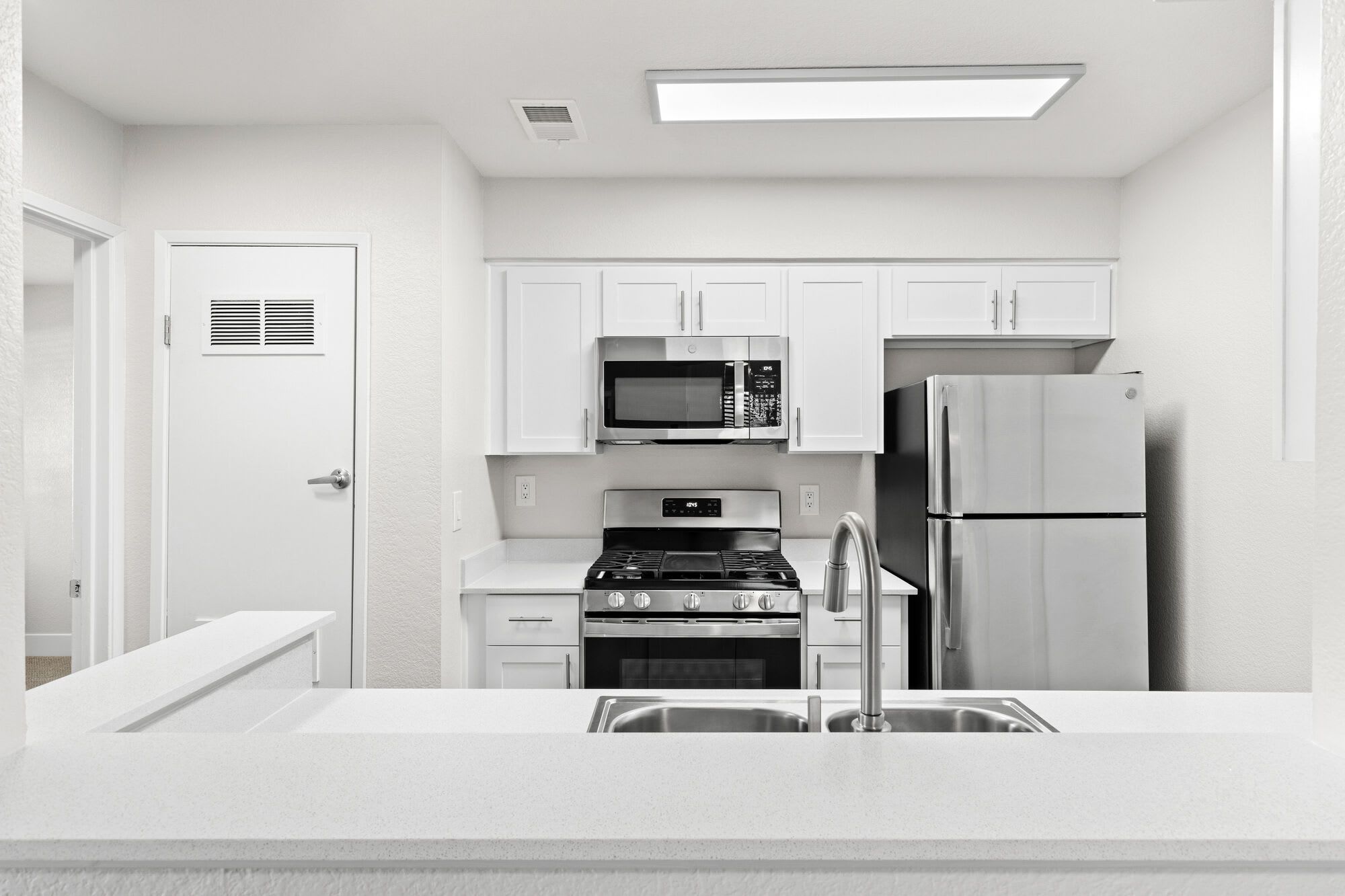 The Sycamores Apartments – photo 4