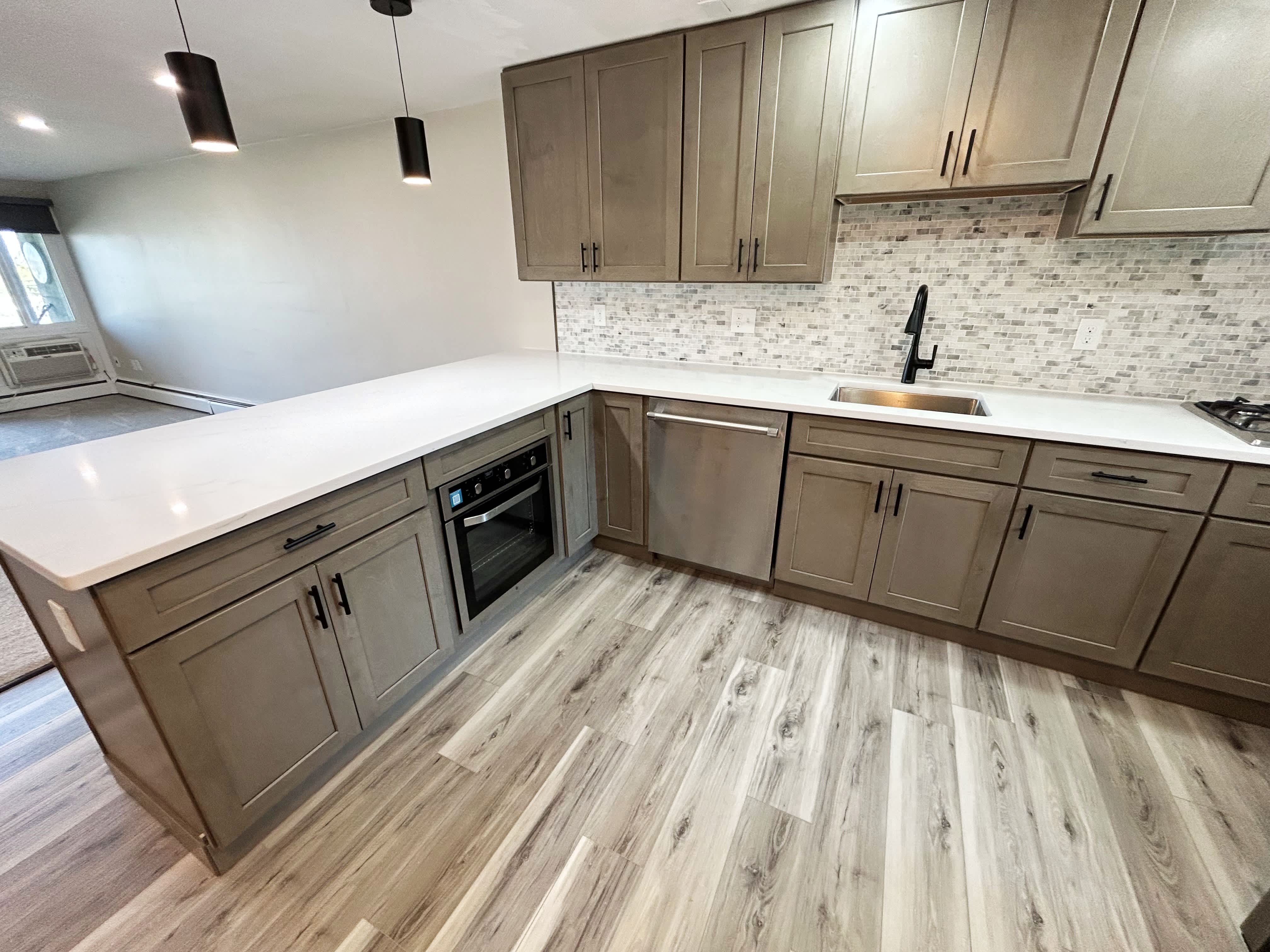 301 Neponset St – photo 2