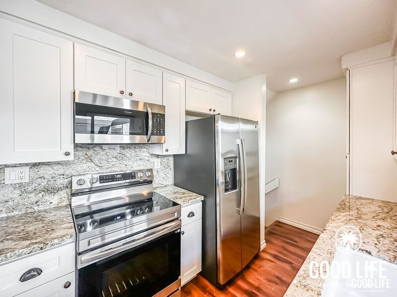 1280 River Vista Row – photo 2
