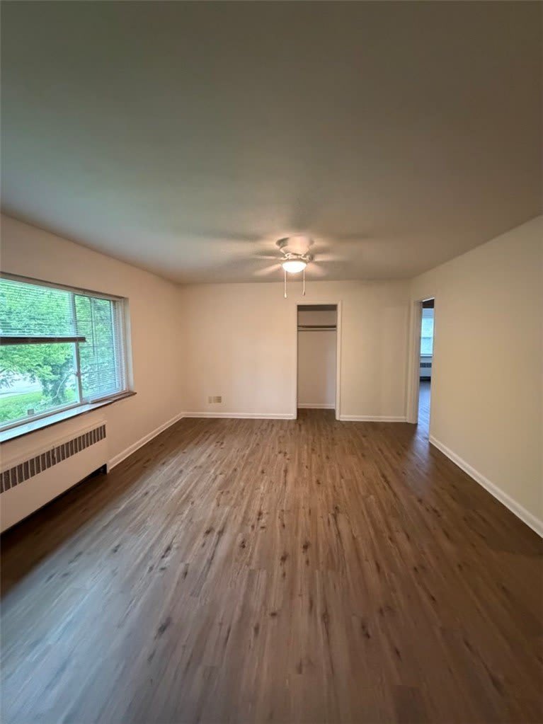 5039 Far Hills Avenue – photo 3