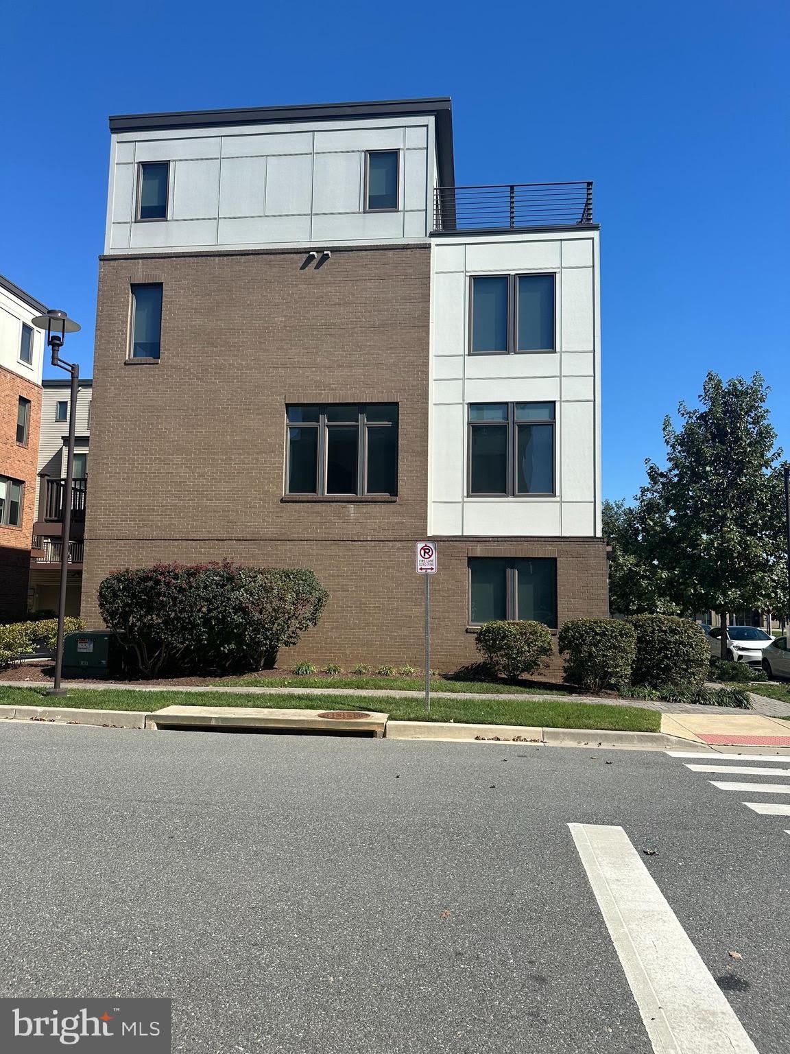 8051 TRIBECA Street – photo 4