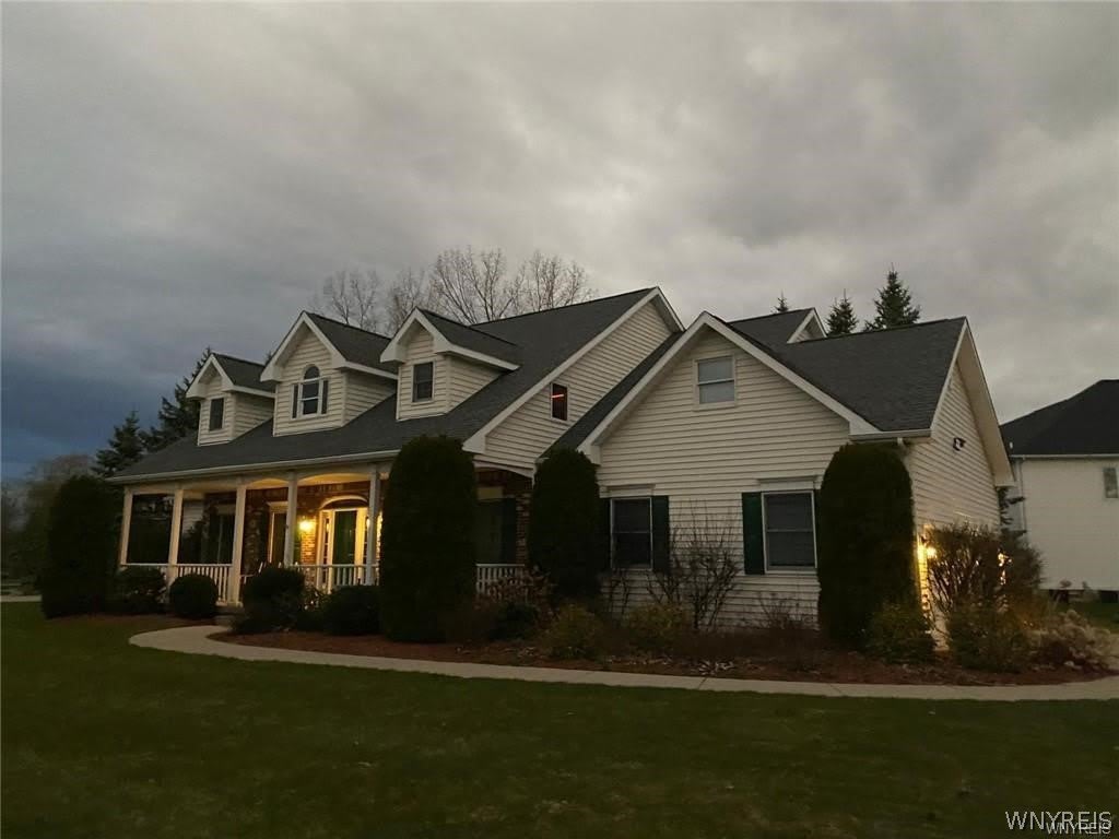 8350 Manchester Park Drive – photo 2