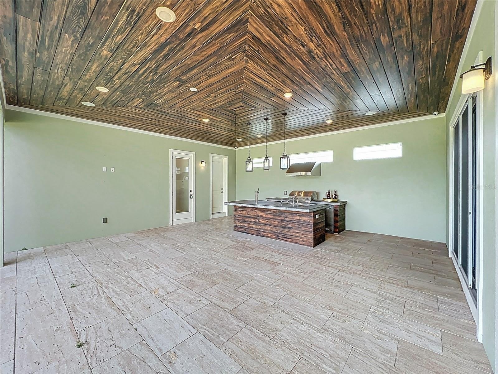 13450 Gabor Avenue – photo 2
