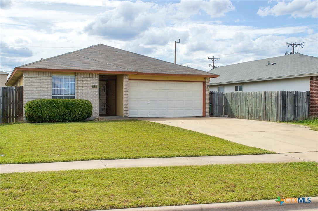 1203 Fox Creek Drive – photo 2