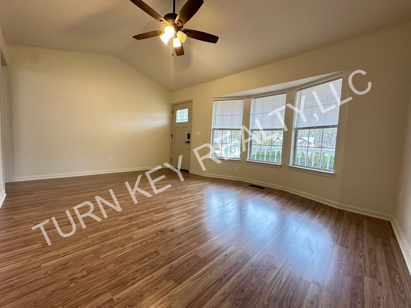 Home for rent in Springville – photo 2