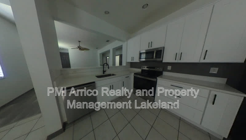 1065 View Pointe Way – photo 2