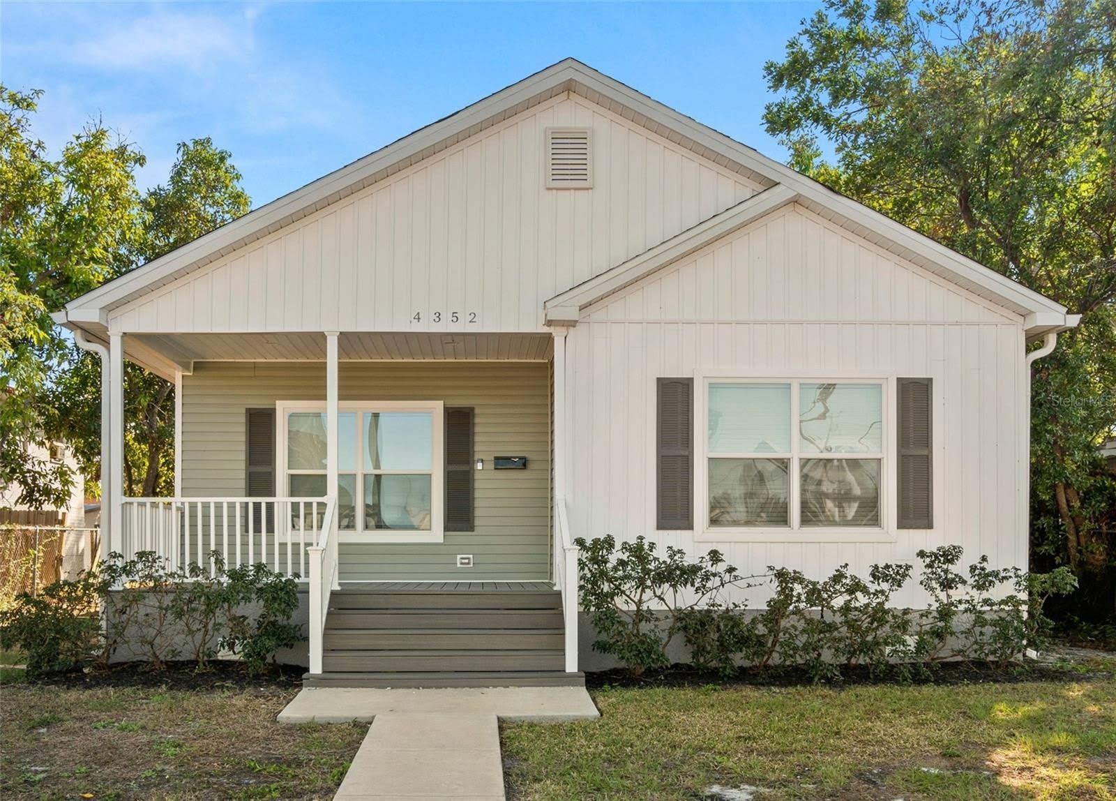 4352 9TH Avenue S – photo 1