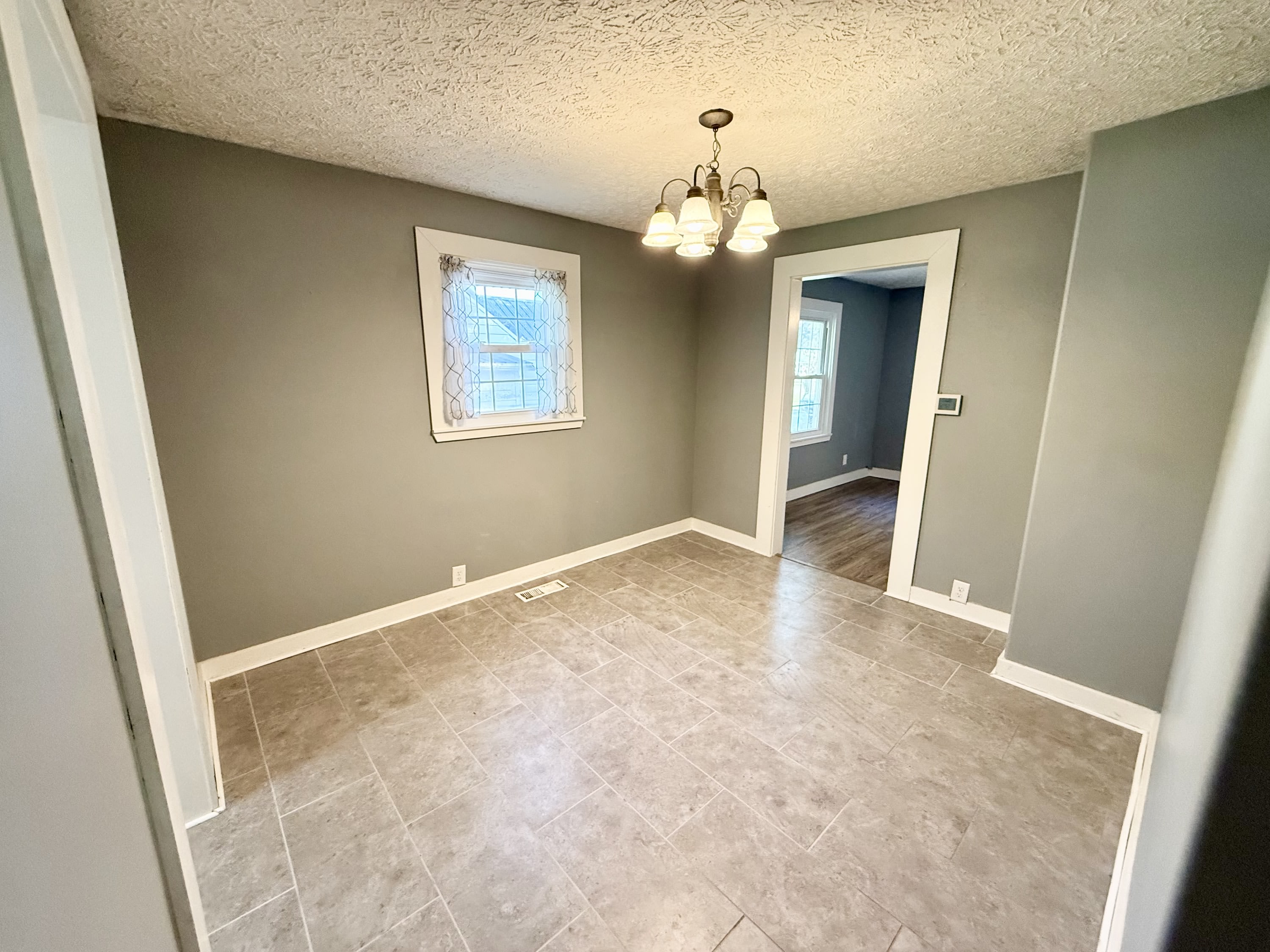 533 Kirkpatrick Avenue – photo 4
