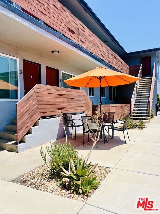 1136 SPAZIER Ave – photo 3
