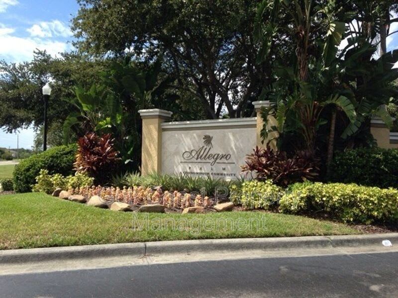 5521 Legacy Crescent Place – photo 2