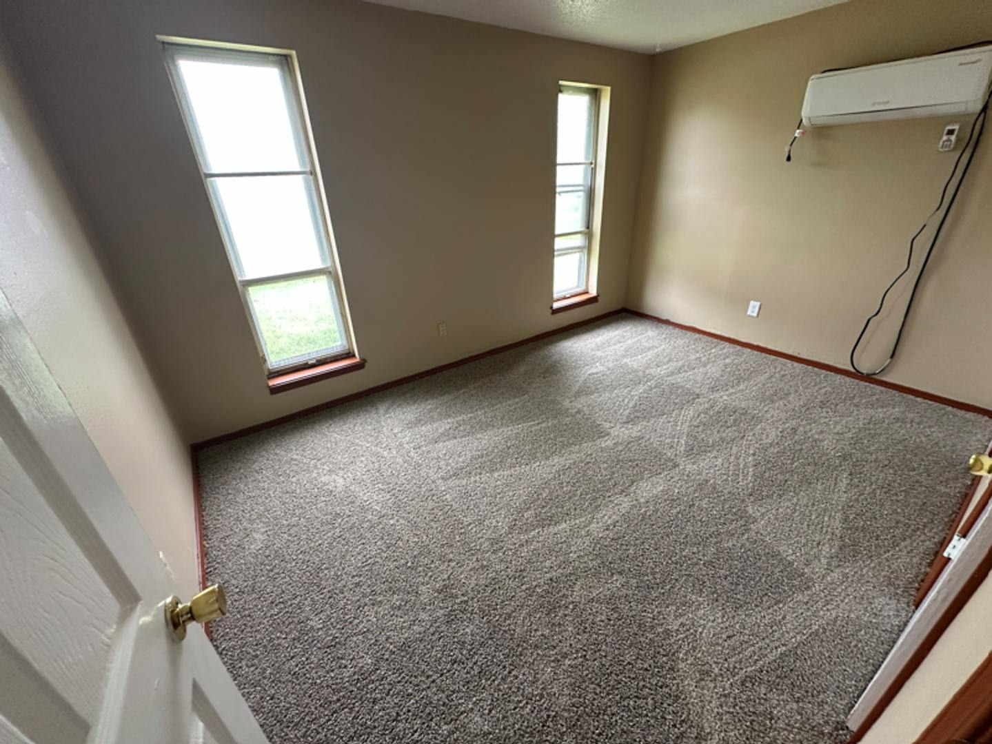 Stunning 4 Bedroom – photo 4