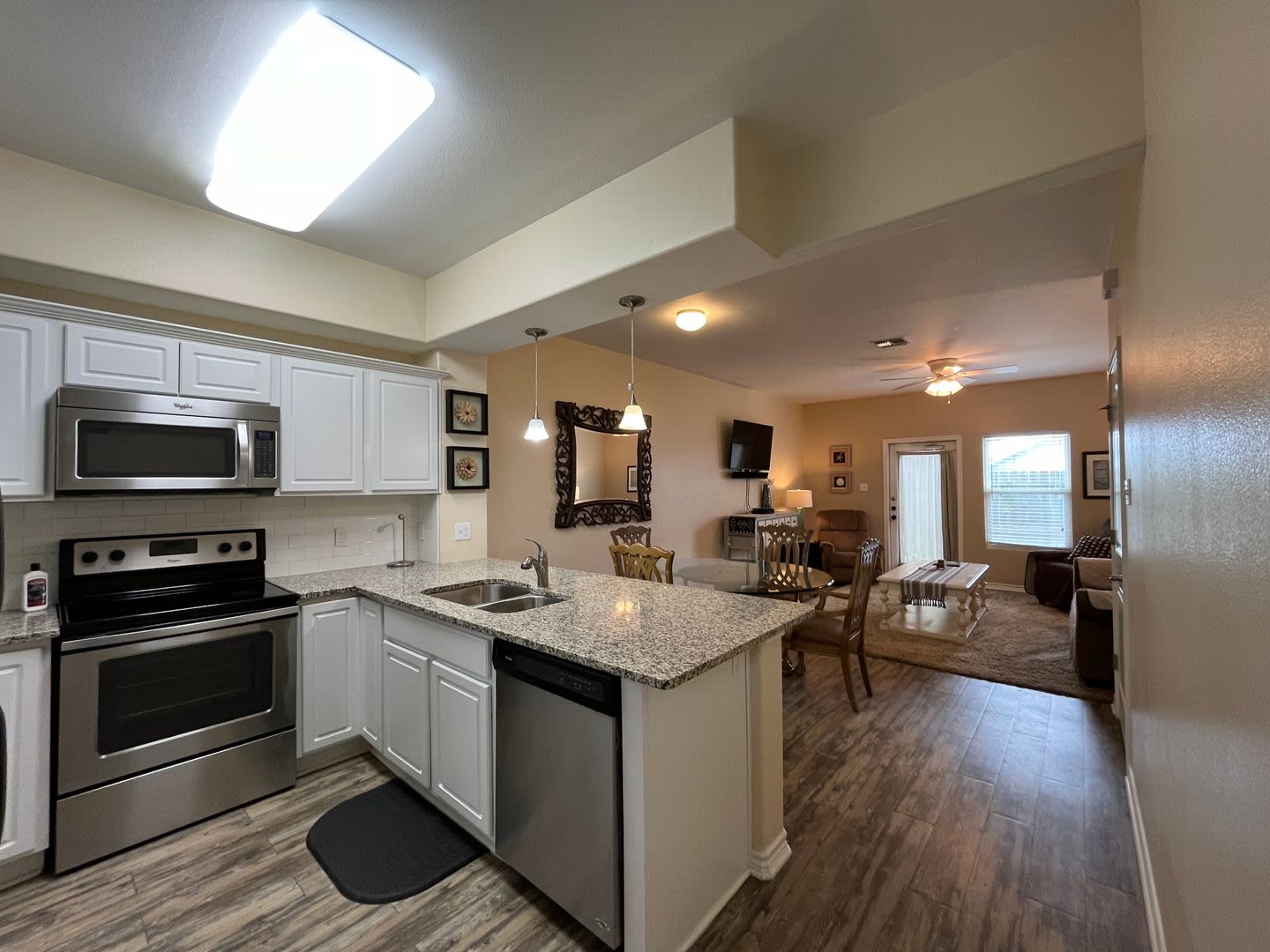 FULLY FURNISHED ISLAND TOWNHOME WITH SOME BILLS PAID – photo 5