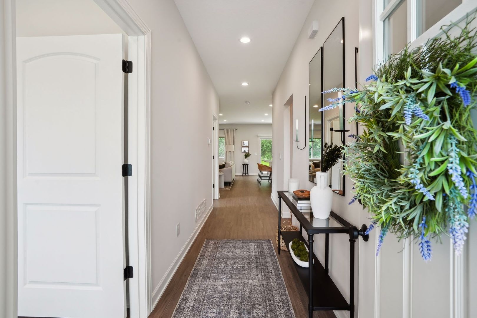 3 Bedroom Twin Home With Extras – photo 5