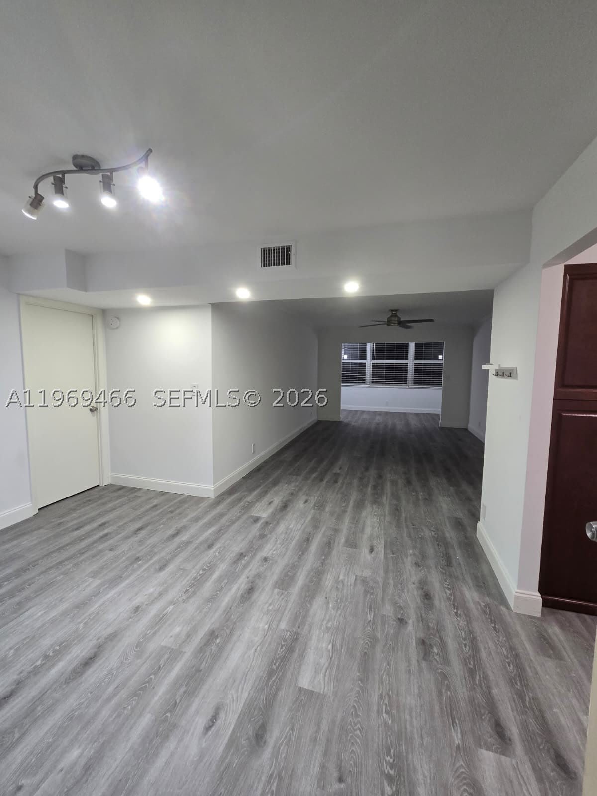 6500 Cypress Rd – photo 3